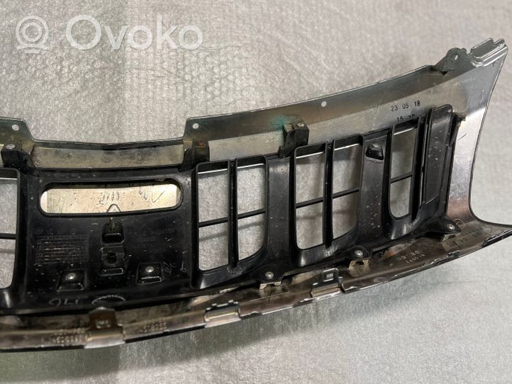 Mitsubishi L200 Grille de calandre avant 7450B114