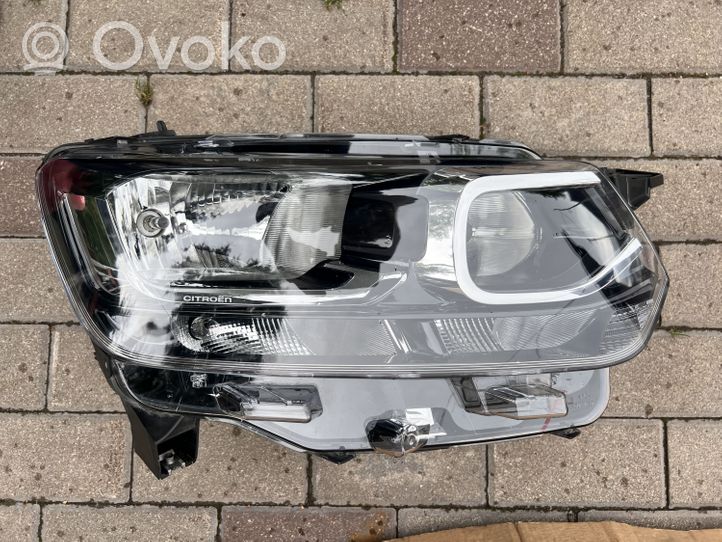 Citroen Berlingo Lampa przednia 9816824780