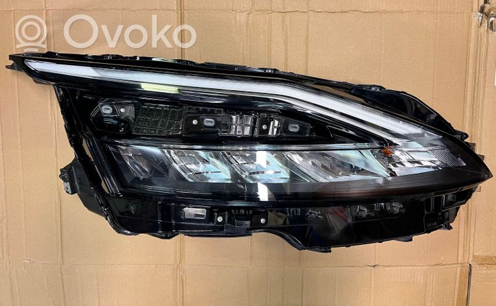 Nissan Qashqai J12 Lampa przednia 1008D02G