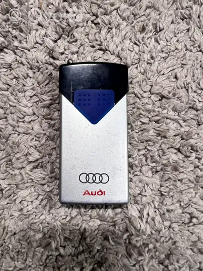Audi A8 S8 D2 4D Telecomando del riscaldamento ausiliario Webasto 4D0909507A