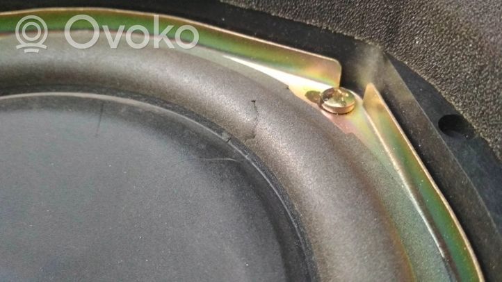 Lexus IS 200-300 Subwoofer-bassokaiutin 86150-53010