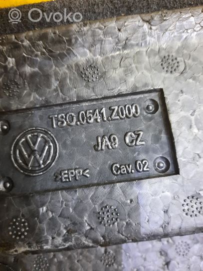 Volkswagen PASSAT B8 Podłoga bagażnika 
