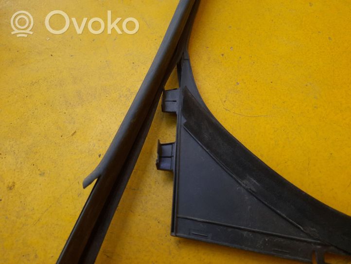Toyota Proace Rubber seal front coupe door 