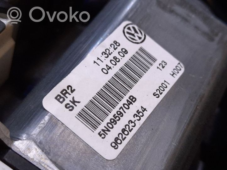 Volkswagen Tiguan Takaikkunan nostomekanismi ilman moottoria 5N0839730K