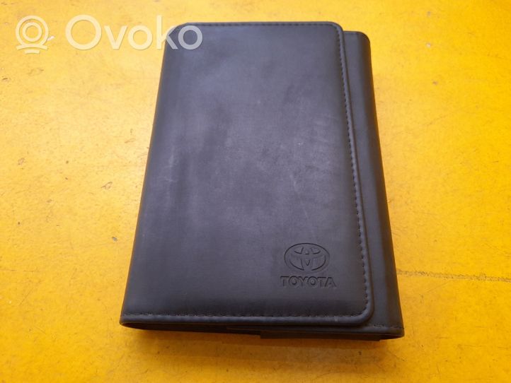 Toyota Prius (XW50) Owners service history hand book 