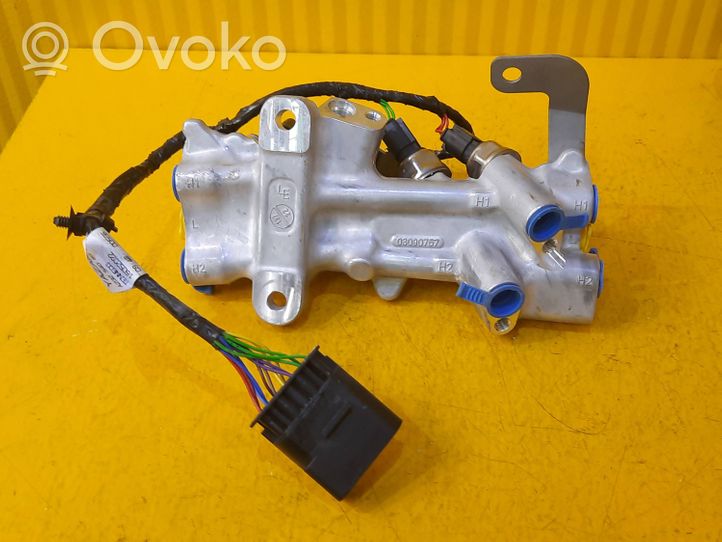 Mercedes-Benz SL R232 Module de commande suspension pneumatique arrière A2323205201