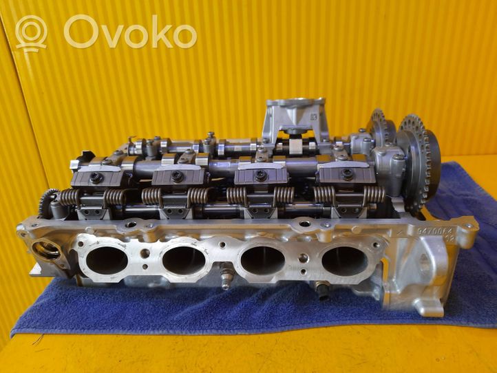 BMW 1 F40 Engine head 9452847