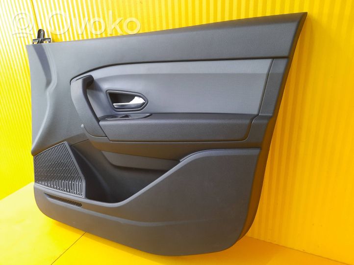Renault Express Rivestimento del pannello della portiera anteriore 809003195R