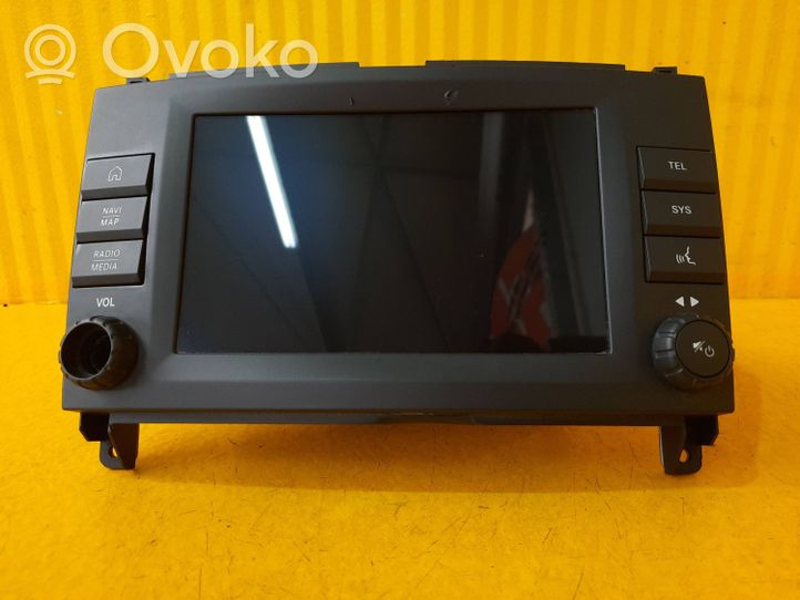 Mercedes-Benz V Class W447 Panel / Radioodtwarzacz CD/DVD/GPS A4479003316