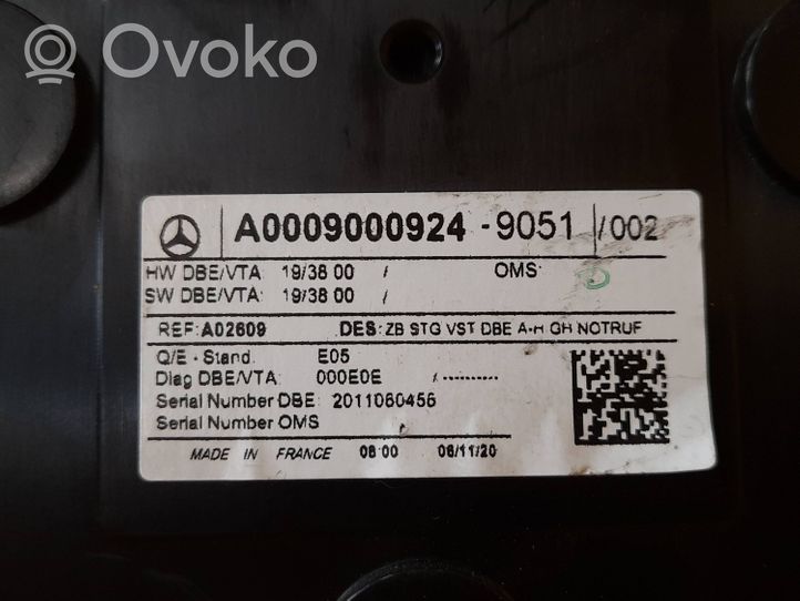 Mercedes-Benz C W205 Światło fotela przedniego A0009000924