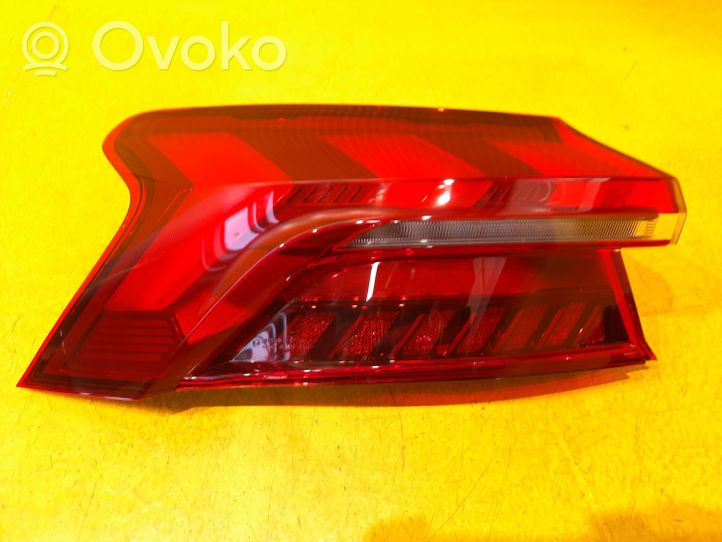 Audi E-tron GT Lampa tylna 4J3945091