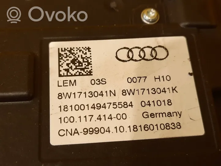 Audi A4 S4 B9 8W Vaihteenvalitsimen verhoilu 8W1713041N