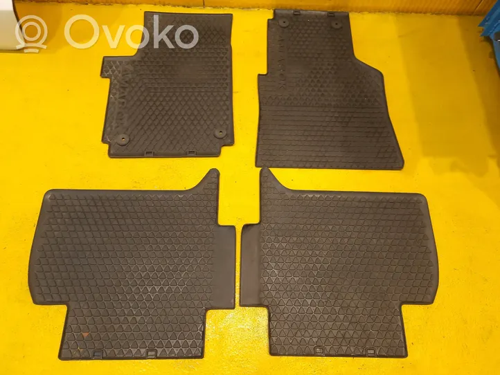 Volkswagen Amarok Car floor mat set 2H1061502