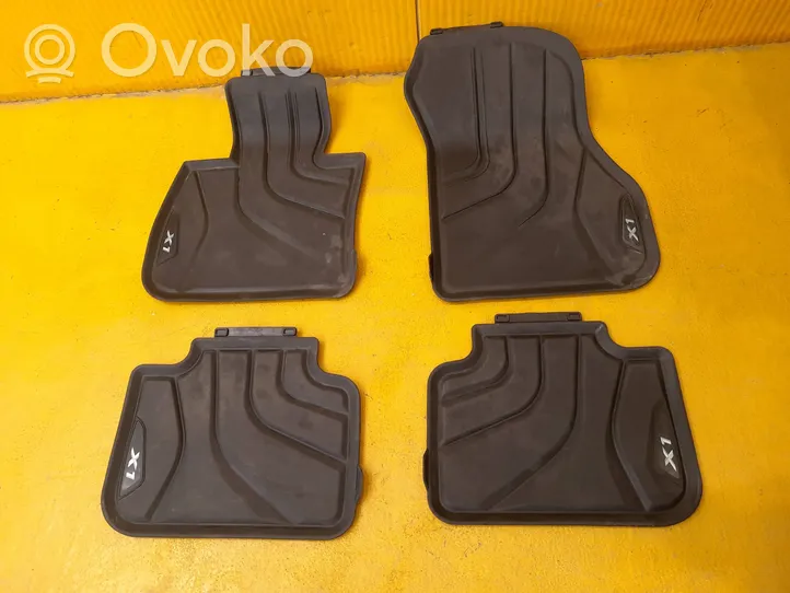 BMW X1 F48 F49 Set di tappetini per auto 2365855