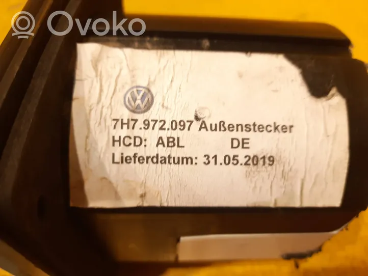 Volkswagen Multivan T6 Gniazdo zapalniczki tylnej tunelu środkowego 7H7972097