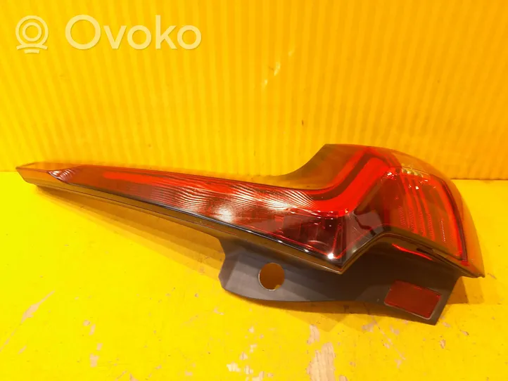 Volvo S90, V90 Takaluukun takavalot 32337138