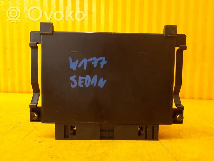 Mercedes-Benz A W177 Gearbox control unit/module A2139001722