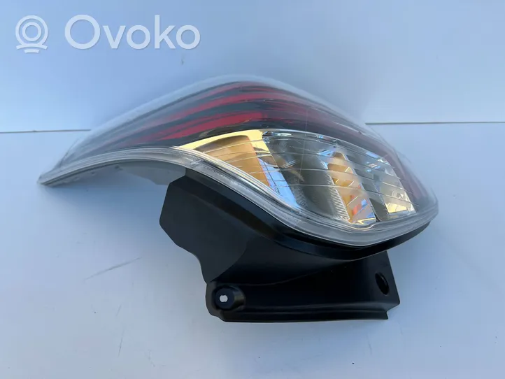 SsangYong Tivoli Lampa tylna 8360235801