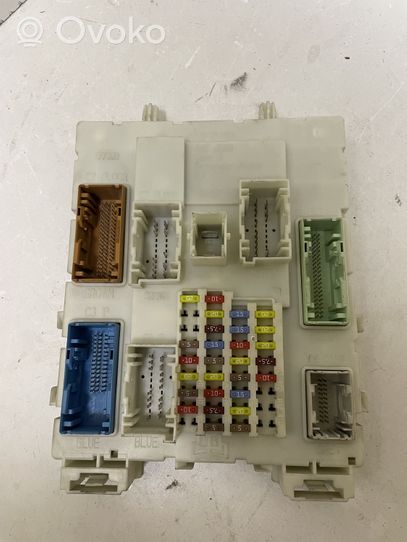 Ford C-MAX II Ramka / Moduł bezpieczników 14A073FP