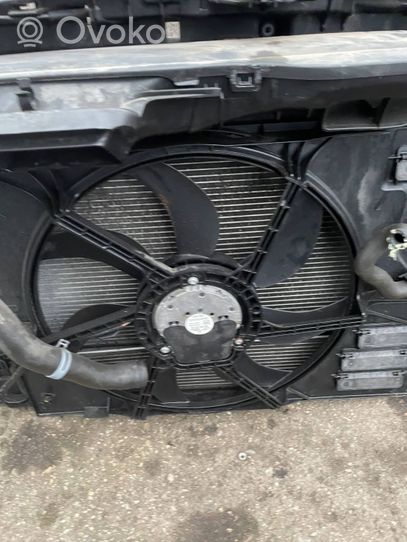 Audi Q2 - Set del radiatore 81A121285