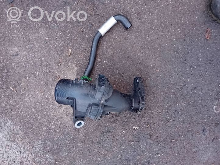 Nissan Qashqai Część rury dolotu powietrza 165761844R