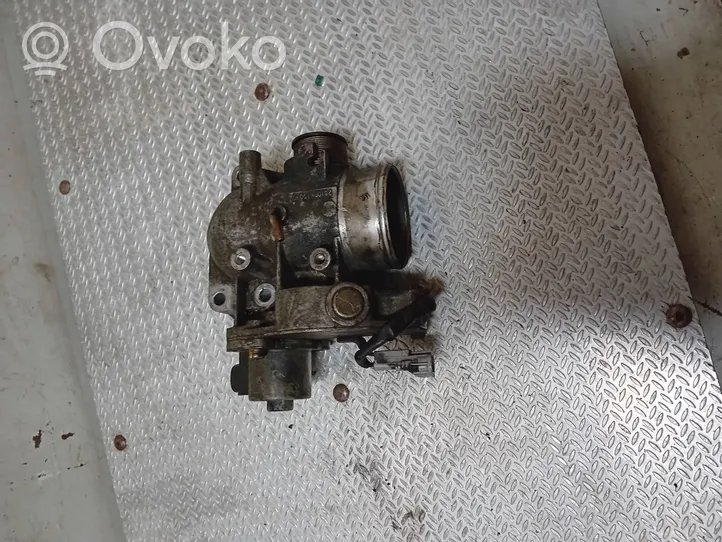 Toyota Land Cruiser (J120) Clapet d'étranglement 2610030030