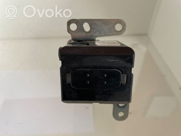 Toyota Corolla Verso E121 Blocchetto accensione 626399000