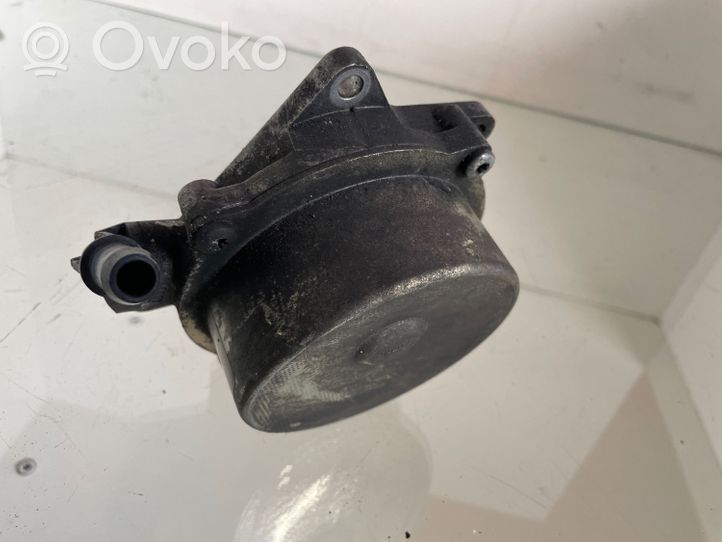 Audi A6 S6 C5 4B Pompe à vide 057145100B