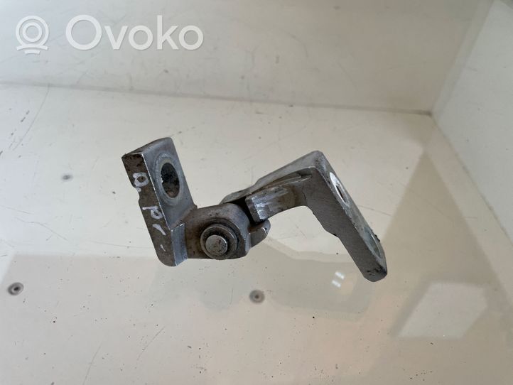 Volkswagen Touran I Front door upper hinge 6Q0831402B