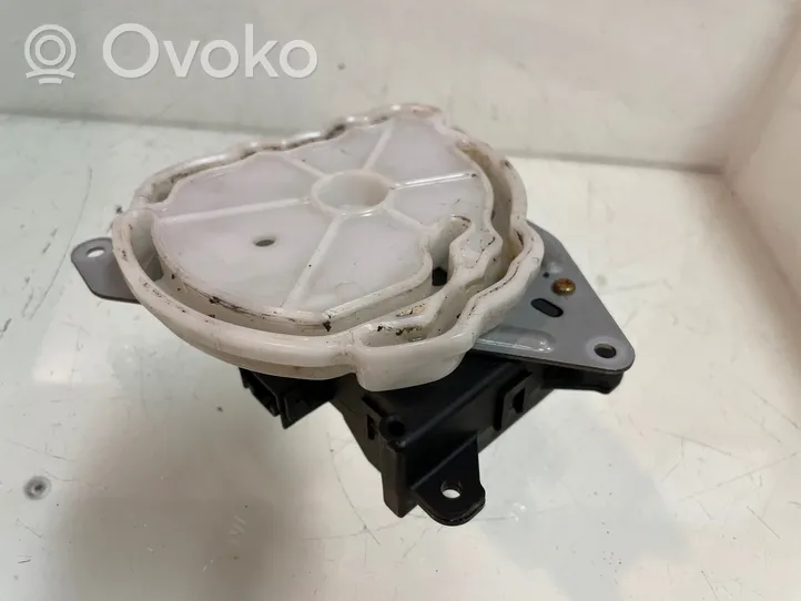 Toyota Corolla Verso E121 Oro sklendės varikliukas AE0637008610