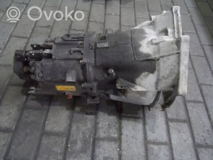 BMW 3 E46 Mechaninė 5 pavarų dėžė 1715347