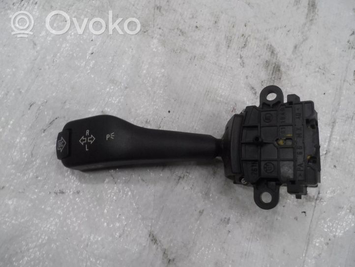 BMW 3 E46 Tailgate/trunk/boot open switch 