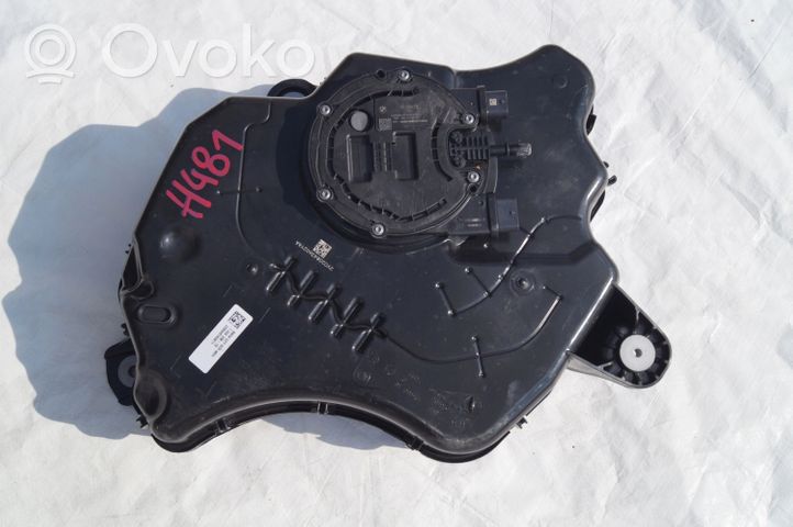 BMW 3 G20 G21 Réservoir de fluide AdBlue 7418879