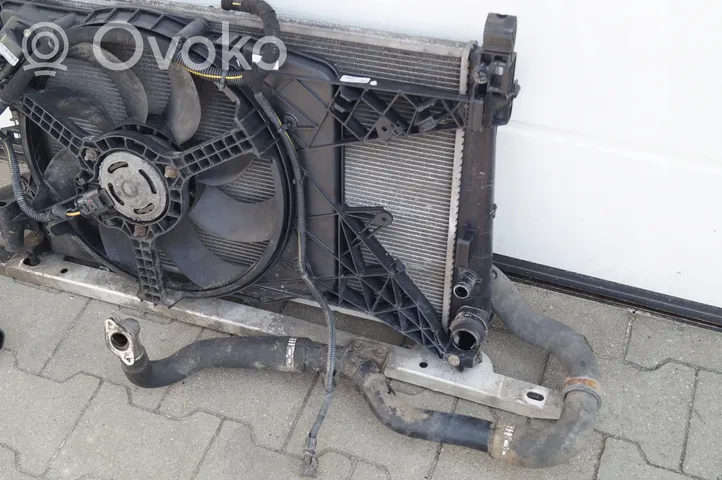 Opel Corsa D Chłodnica 440926702