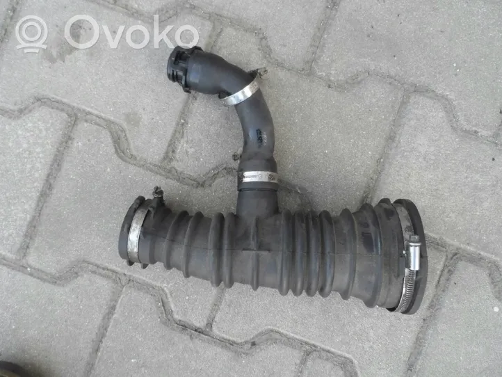 Ford Focus Durite de refroidissement tube 