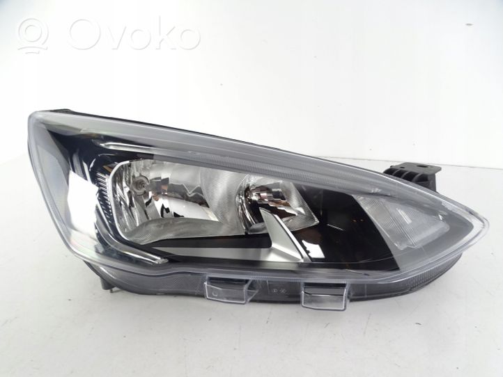 Ford Focus Lampa przednia 