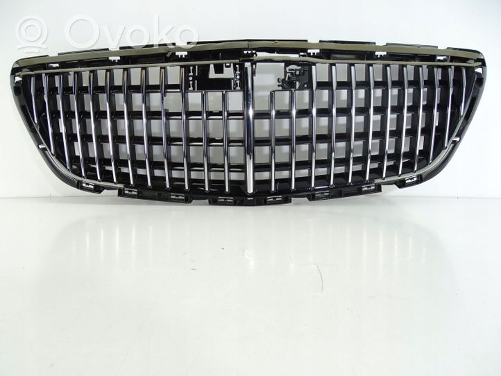 Mercedes-Benz S X222 Maybach Maskownica / Grill / Atrapa górna chłodnicy A2228805202