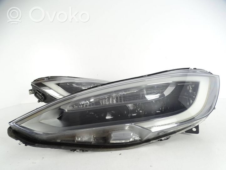 Tesla Model S Lampa przednia 1053574-00-C