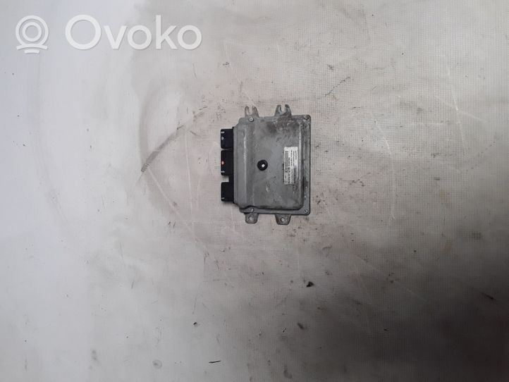 Renault Laguna III Engine control unit/module 8200847021