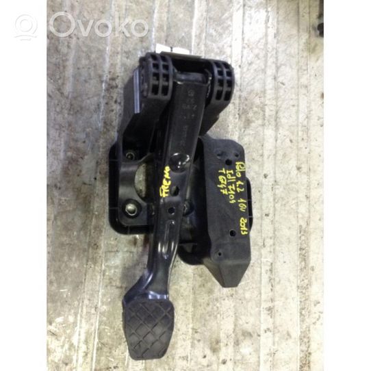 Volkswagen Polo V 6R Brake pedal 