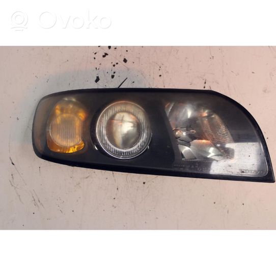 Volvo V50 Lampa przednia 30698886