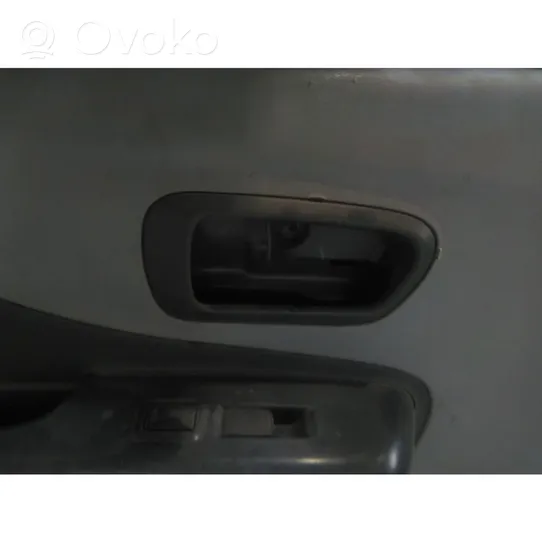 Suzuki Alto Priekinės durys 