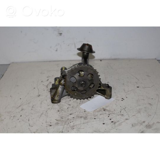 Volkswagen Caddy Oil pump 