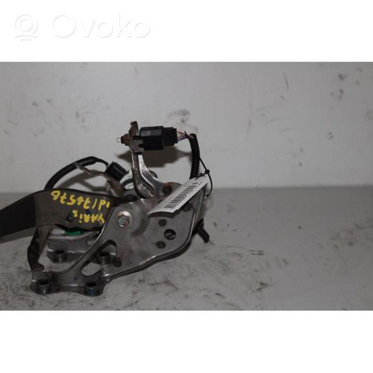 Toyota Yaris Brake pedal 