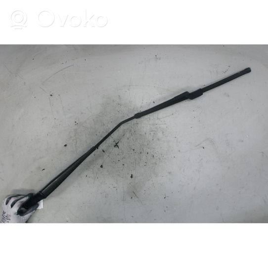 Volkswagen Touran II Front wiper blade arm 