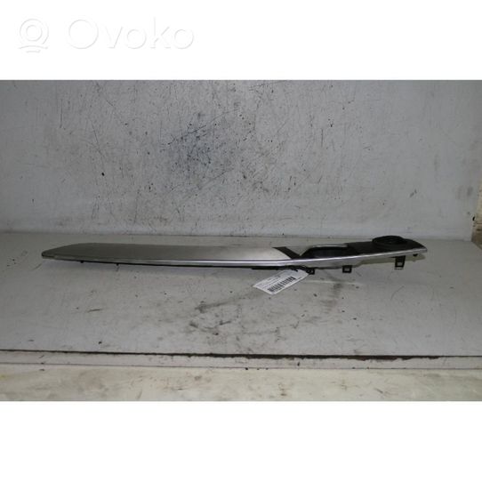 Volkswagen PASSAT B7 Rear door interior handle 