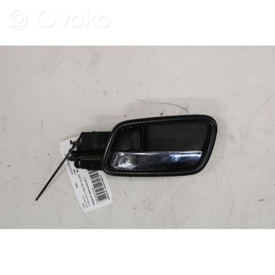 Honda CR-V Front door interior handle 