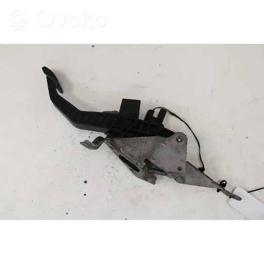 Ford Focus Clutch pedal 