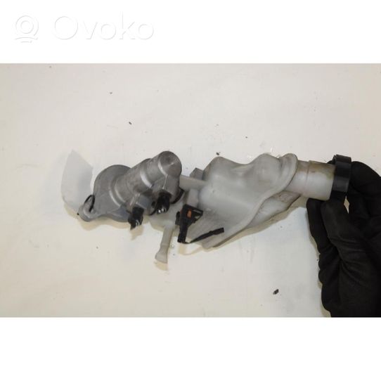 KIA Soul Master brake cylinder 