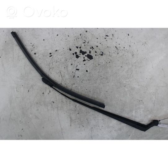 Toyota Yaris Front wiper blade arm 